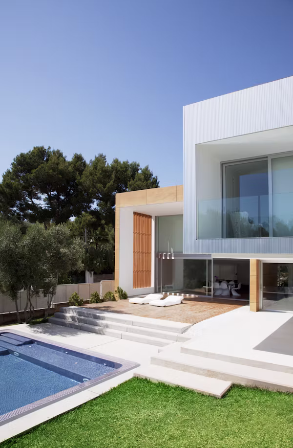 Selling in the Summer and What Home Buyers Value Most